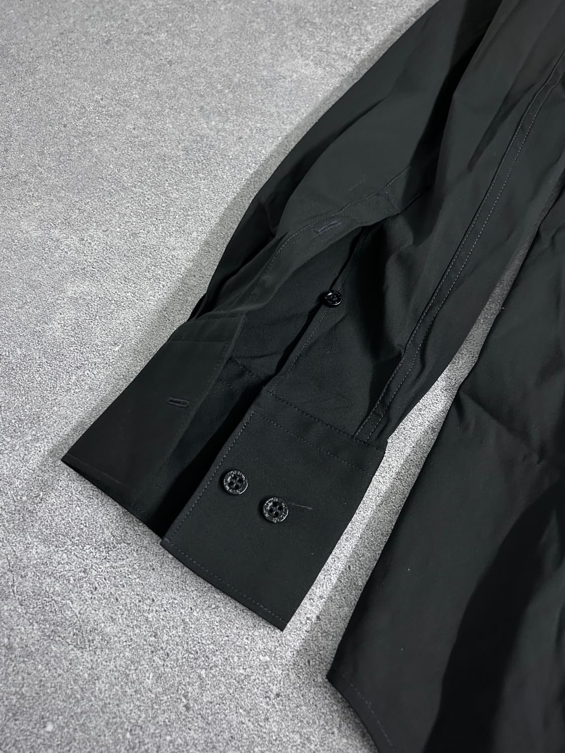 deadstock* 닐바렛 스터드 디테일 슬림 셔츠 상품이미지5