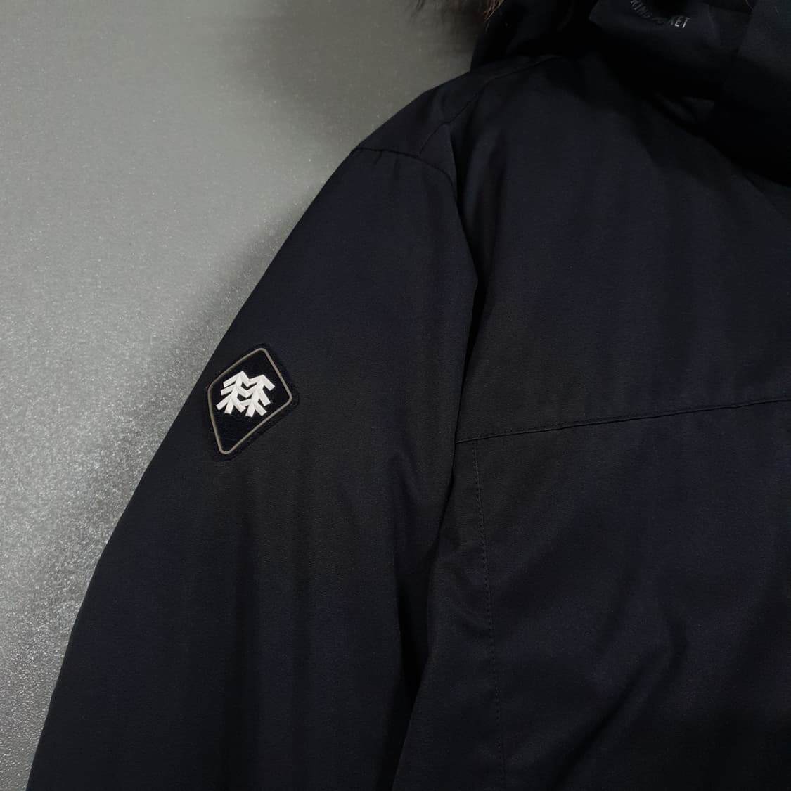 실측 L (100) 코오롱스포츠 포켓 라쿤퍼 스마터 덕다운 패딩 점퍼 상품이미지5