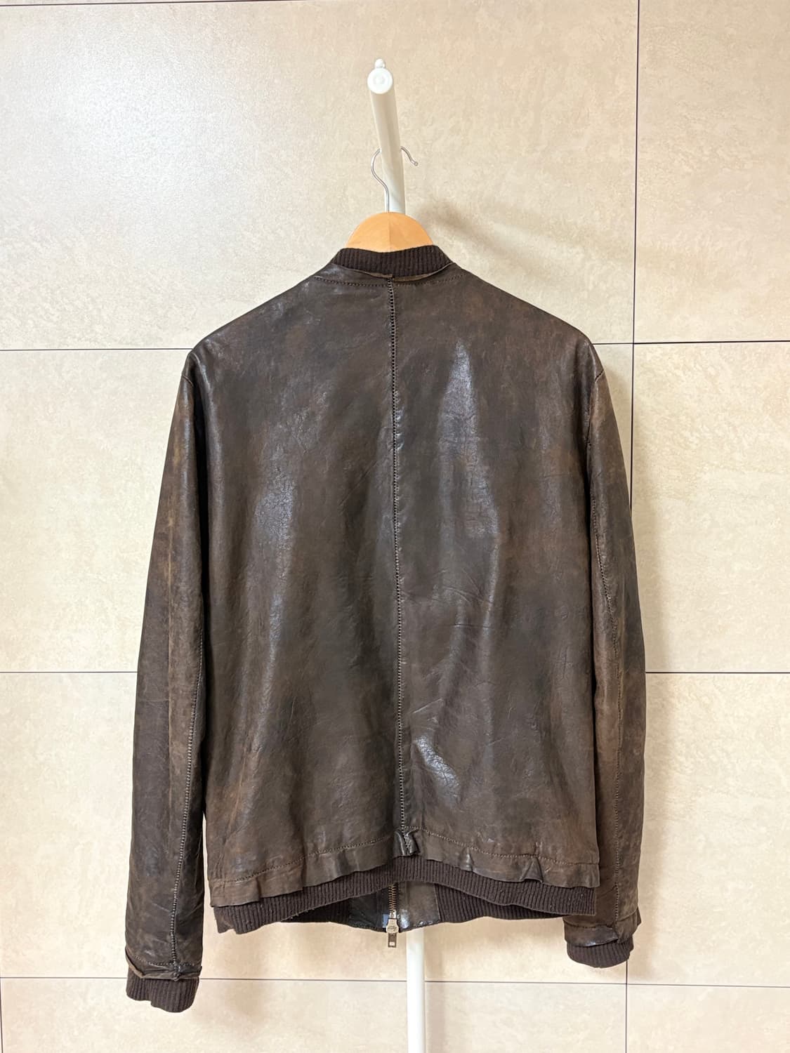 살바토레 산토로 수소봉제 레더 자켓 상품이미지4