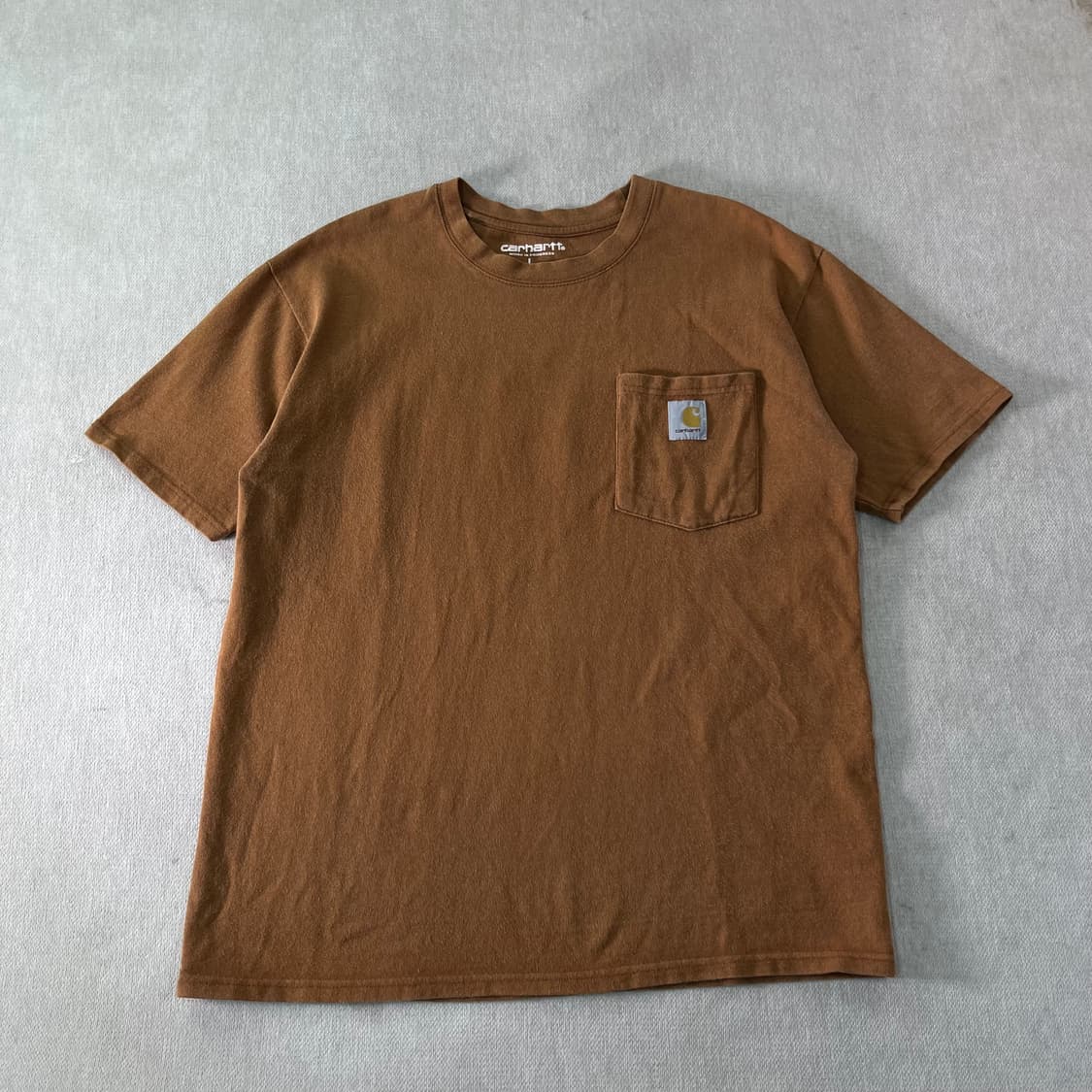 100 칼하트 포켓 브라운 반팔 티셔츠 상품이미지1