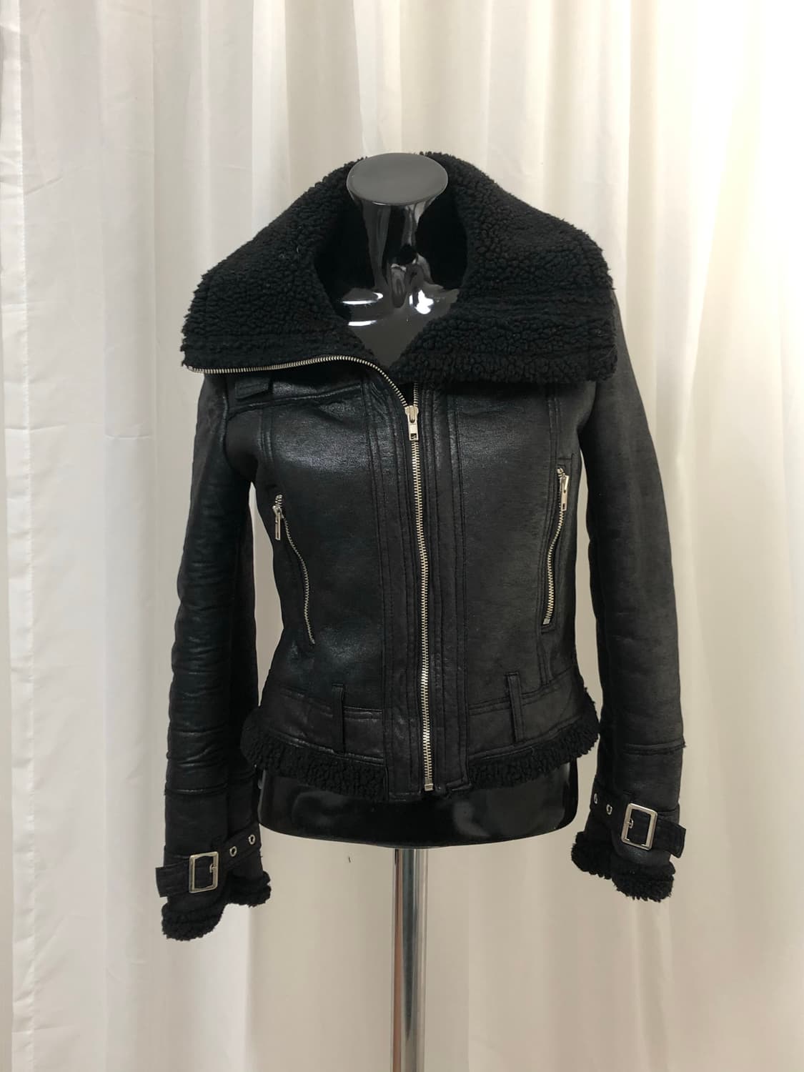 버클 하이넥 가죽자켓 상품이미지2