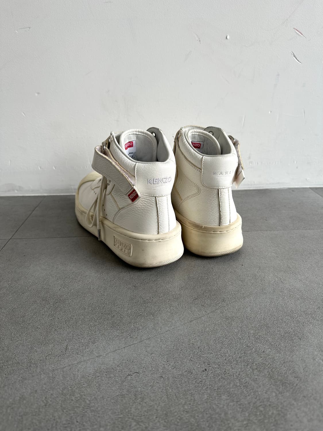 겐조 스틸토 화이트 레더 하이탑 상품이미지6