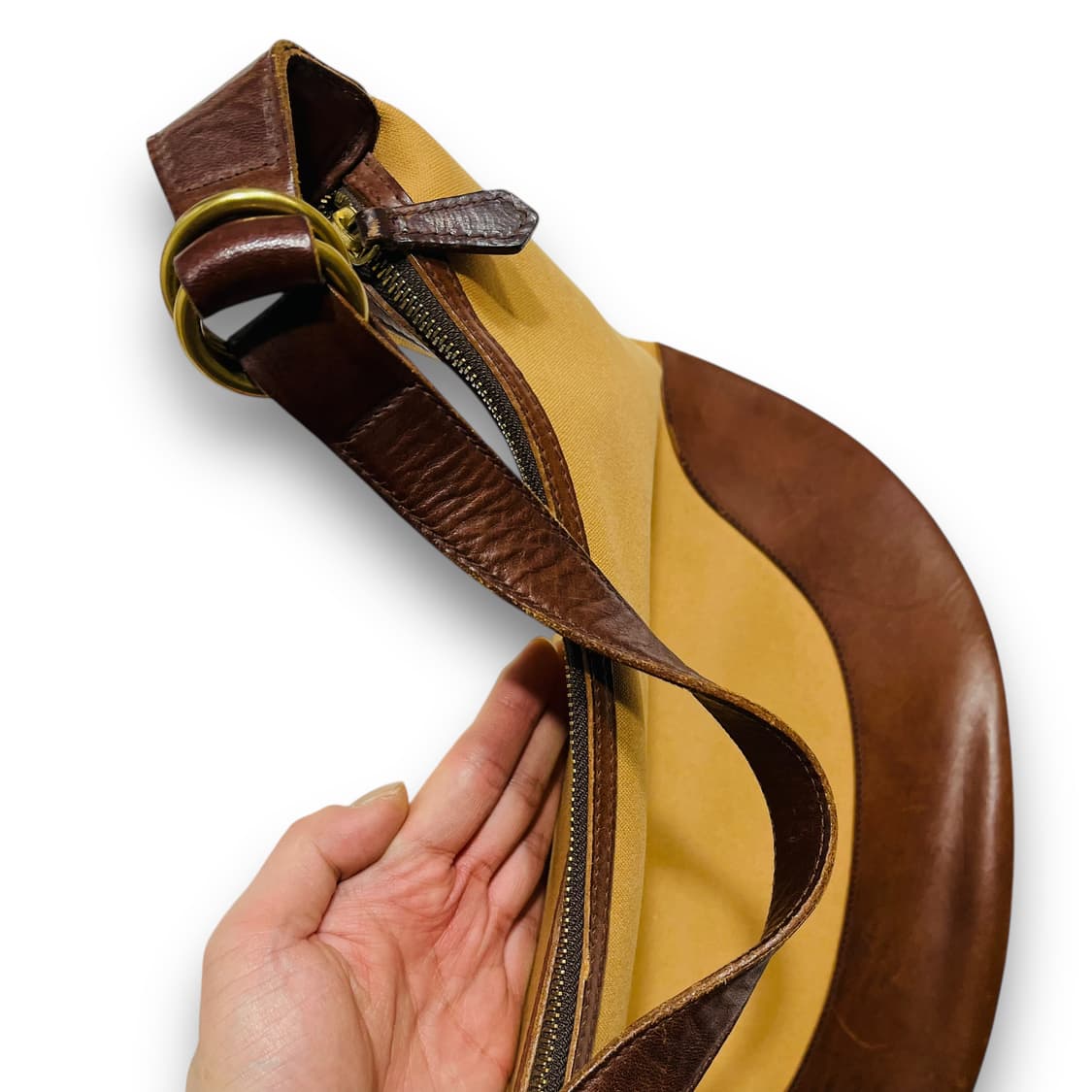 폴로 랄프로렌 미니멀 브라운 레더 캔버스 호보백 상품이미지7