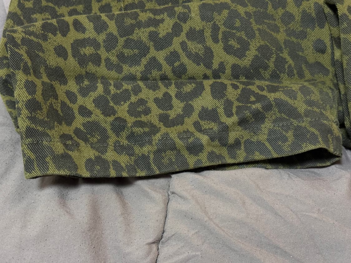 카락터 레오파드 팬츠 카키 00 팝니다 상품이미지3