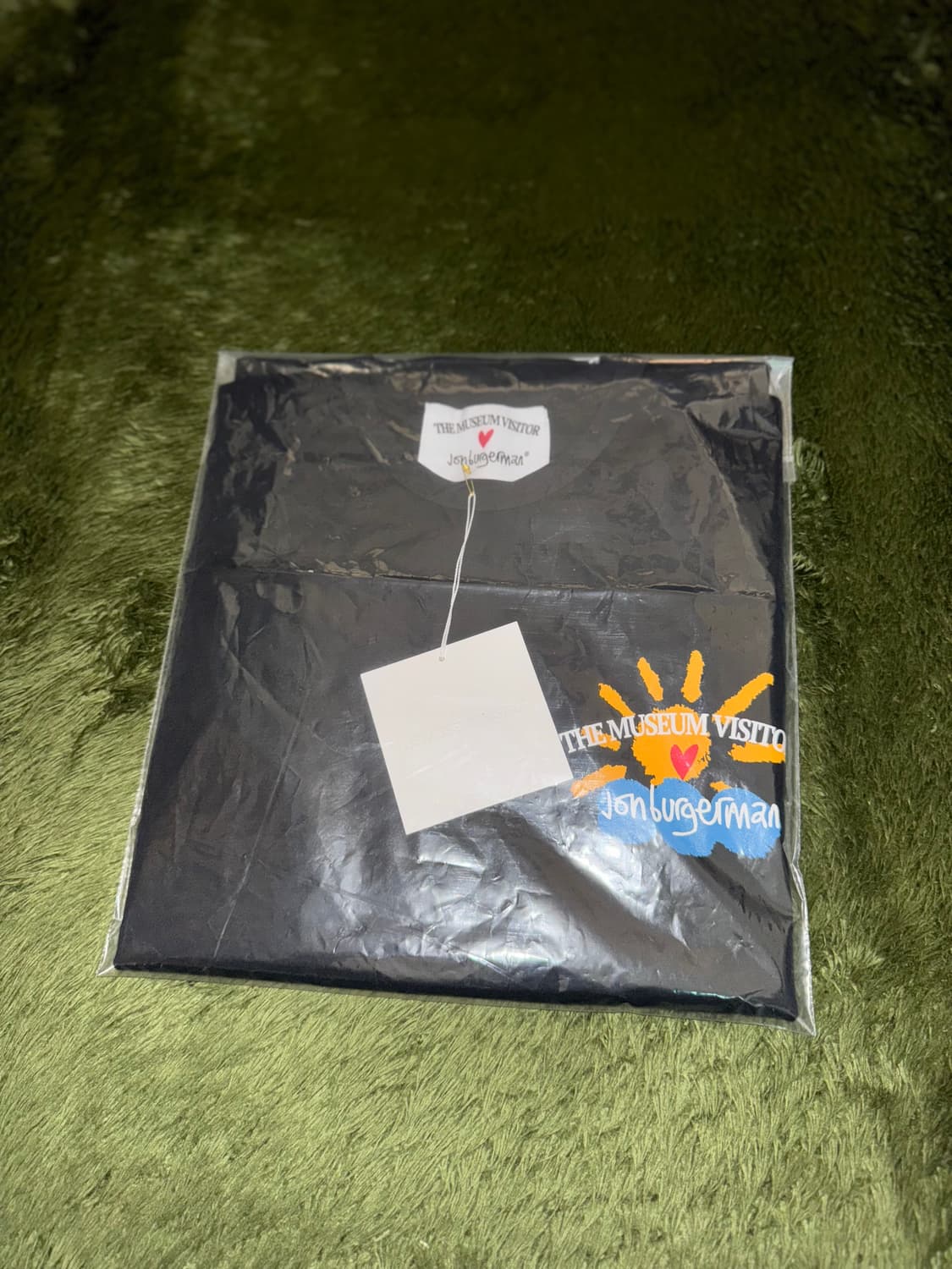 [S] 더뮤지엄비지터 X 존 버거맨 콜라보 플래닛 프린트 티셔츠 상품이미지10