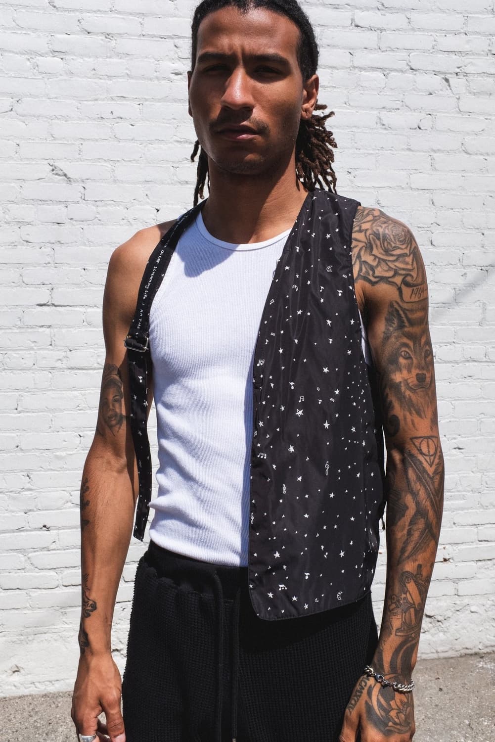 더 솔로이스트 ss19 오스카 프린트 홀스터 베스트 백 상품이미지5