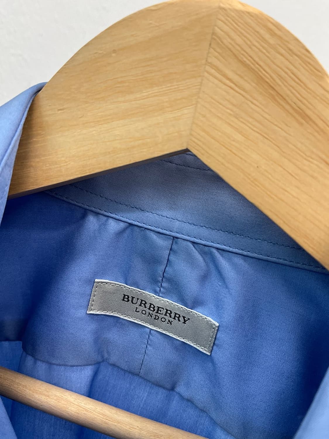 110) 버버리 런던 스카이블루 셔츠  상품이미지4