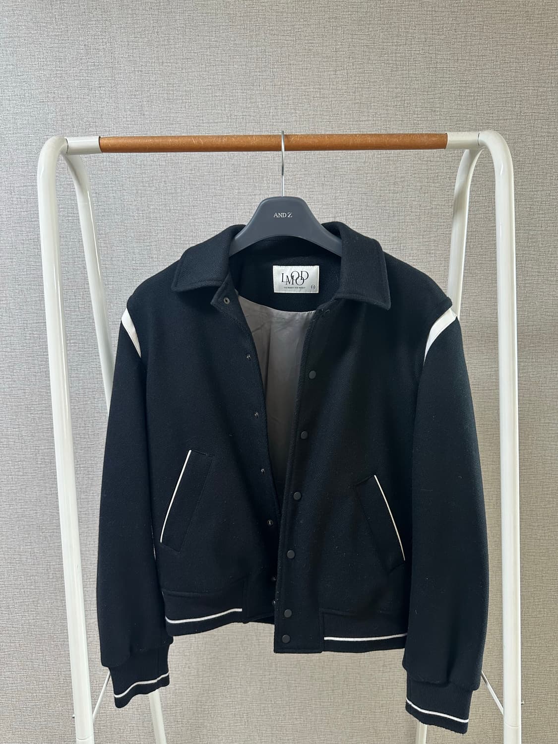 엘무드 바시티 자켓 상품이미지1