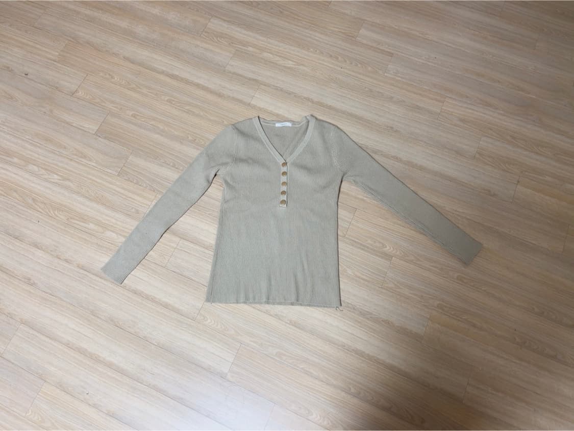 엔비플러스 골지 V넥 니트 상품이미지1