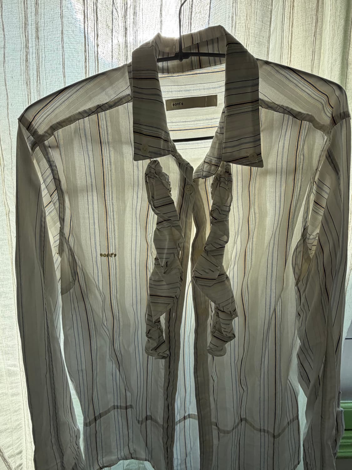 에옹쓰 스트라이프 러플 셔츠 상품이미지1