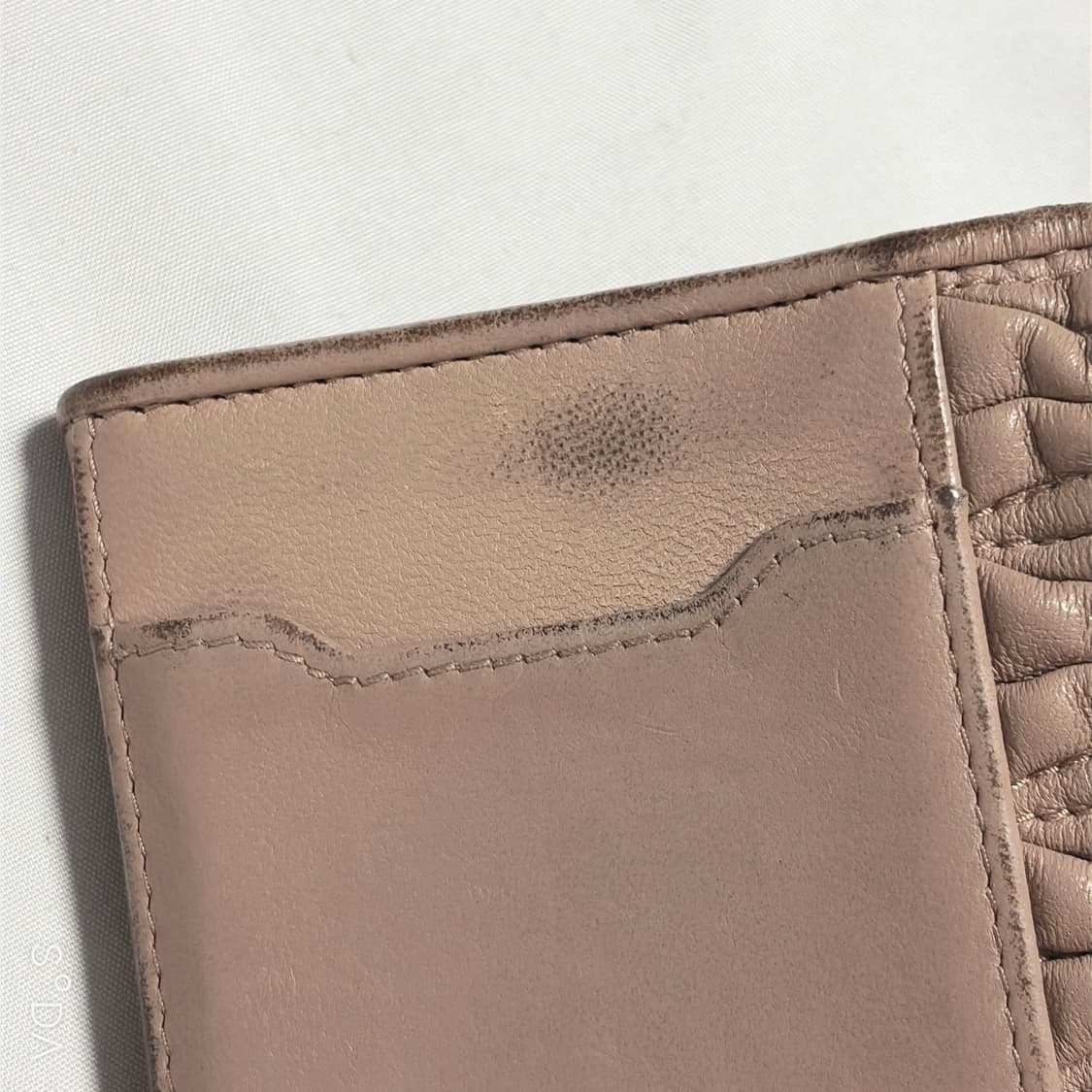 미우미우 마테라쎄 반지갑 상품이미지4