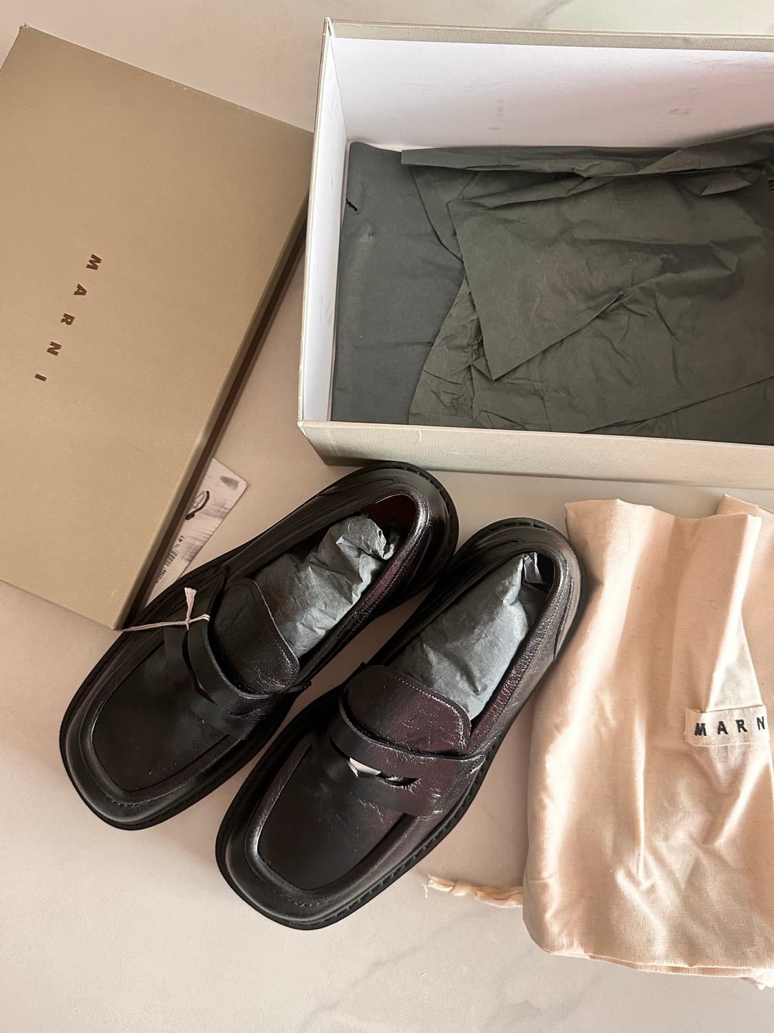 마르니 스퀘어토 페니로퍼 41 상품이미지1