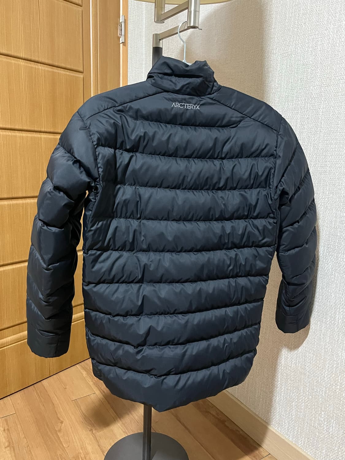 아크테릭스 토륨 논 후디 자켓 패딩 S사이즈 상품이미지3