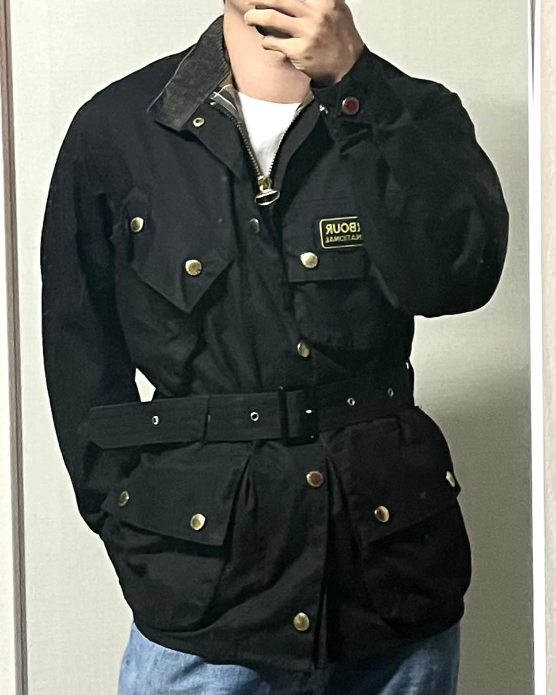 바버 인터네셔널 벨티드 왁스 자켓 상품이미지1