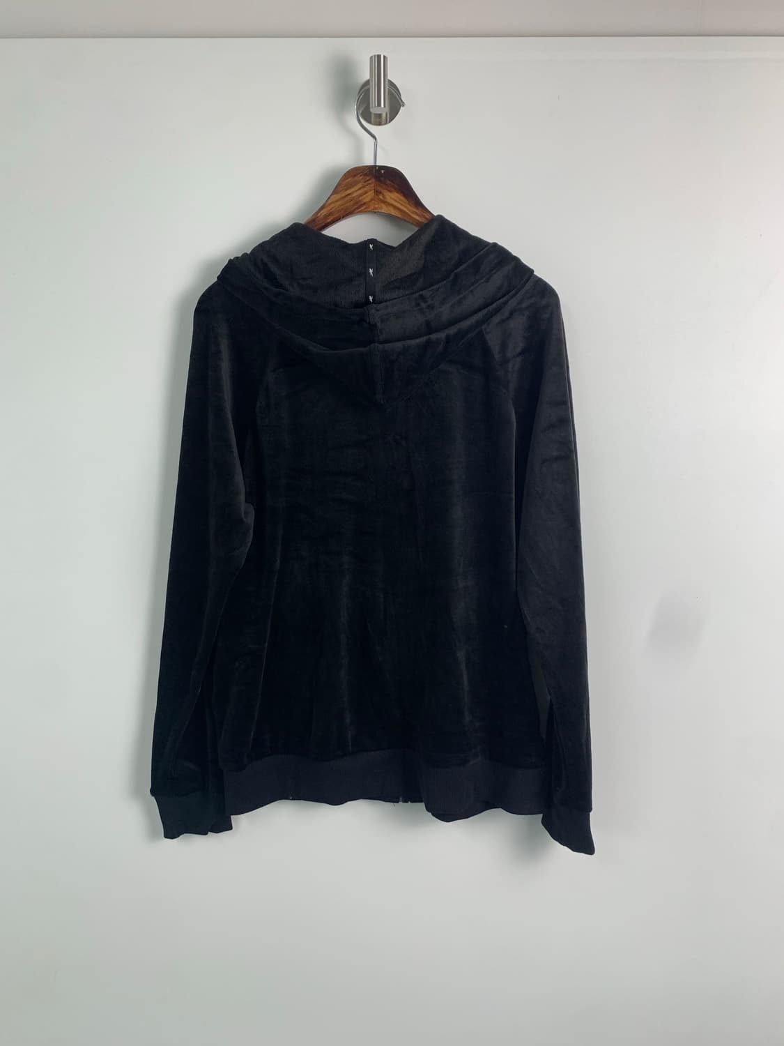 리복 자수로고 블랙 벨벳 후드집업 상품이미지3