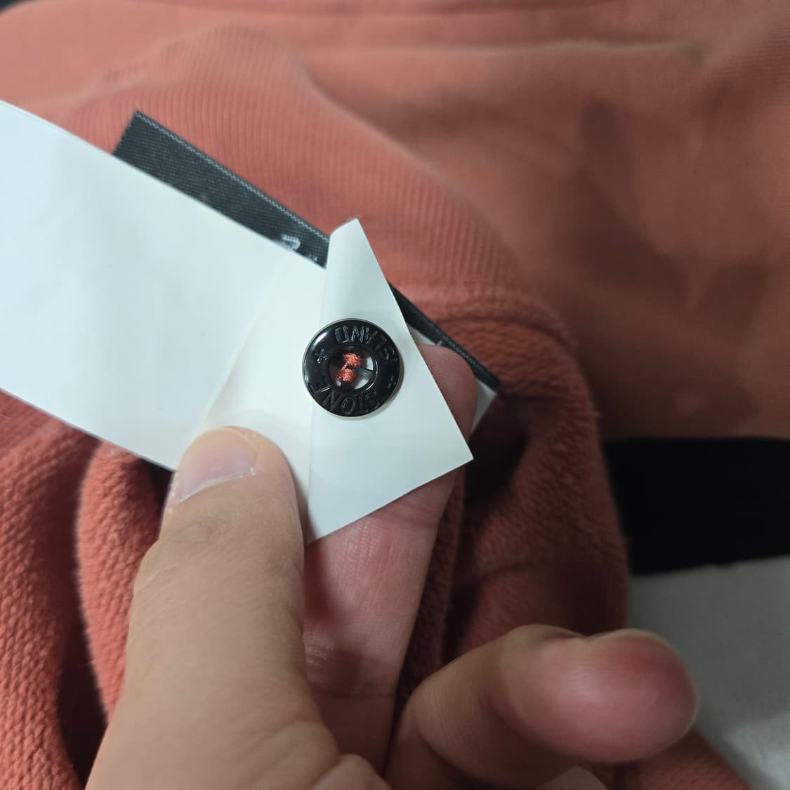 L 스톤아일랜드 피그먼트 맨투맨 핑크 상품이미지5