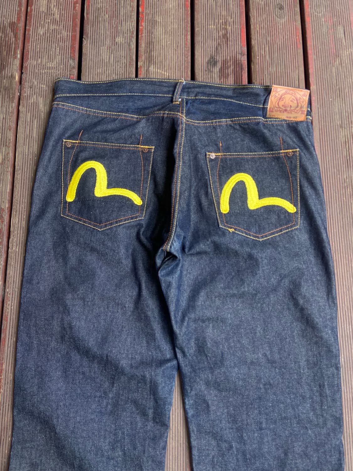 42) Evisu Regular Fit Selvedge Jeans 상품이미지1