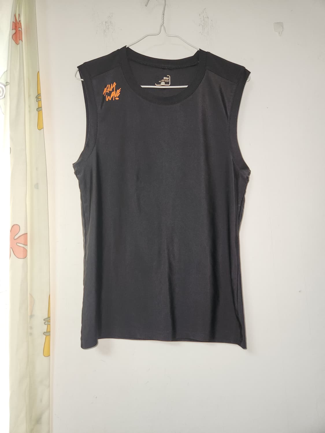 로또 아쿠아웨이브 검정 민소매티100 상품이미지1