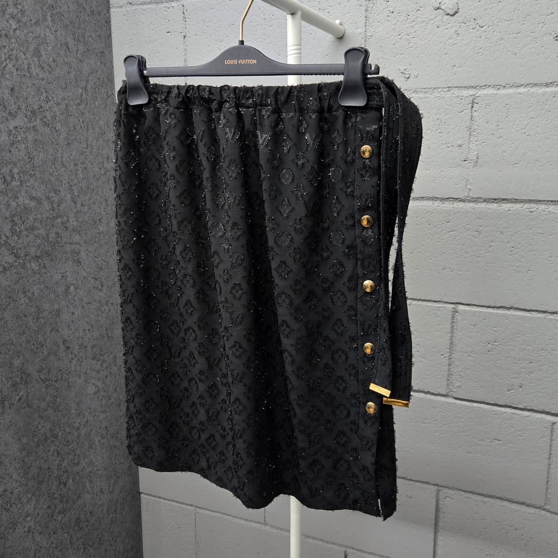 백화점판 / 루이비통 LV 모노그램 금장 스팽글 스커트 치마 38 상품이미지1