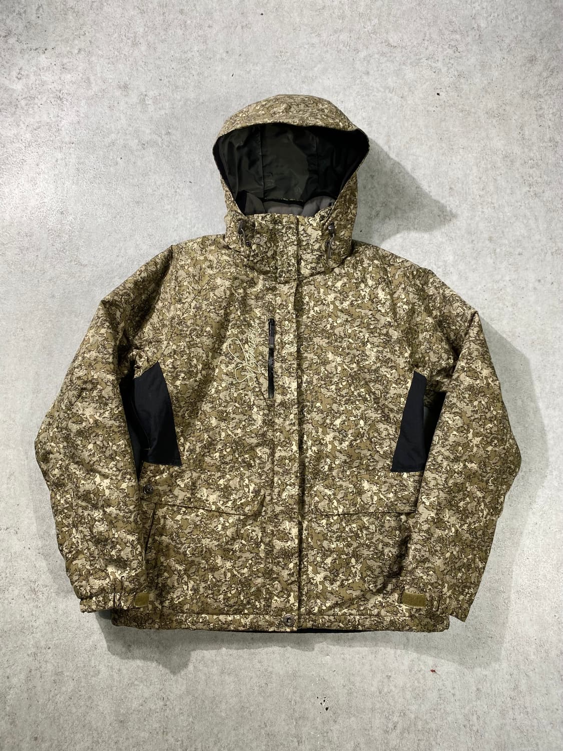 [L] Salomon 살로몬 립스탑 나일론 카모플라쥬 윈드자켓 상품이미지1