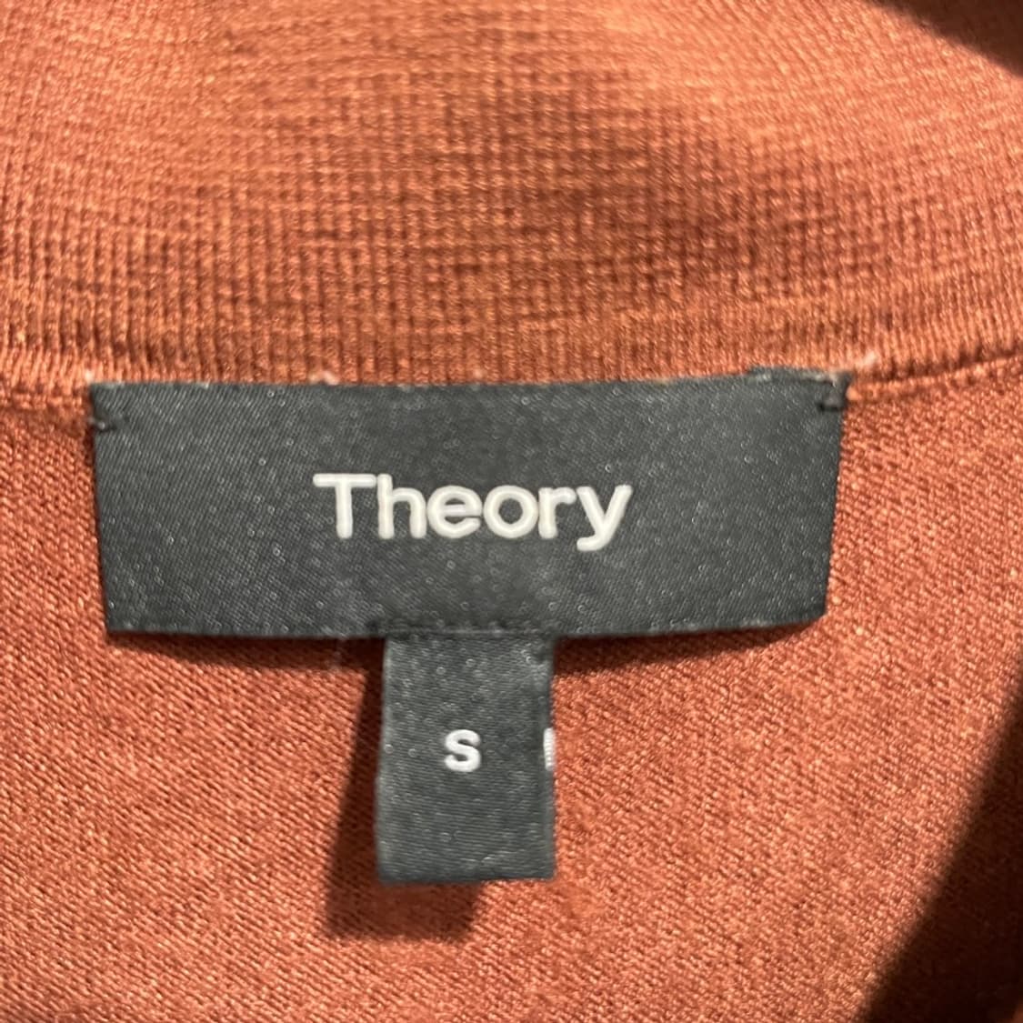 띠어리 미니멀 반팔 카라티 상품이미지5