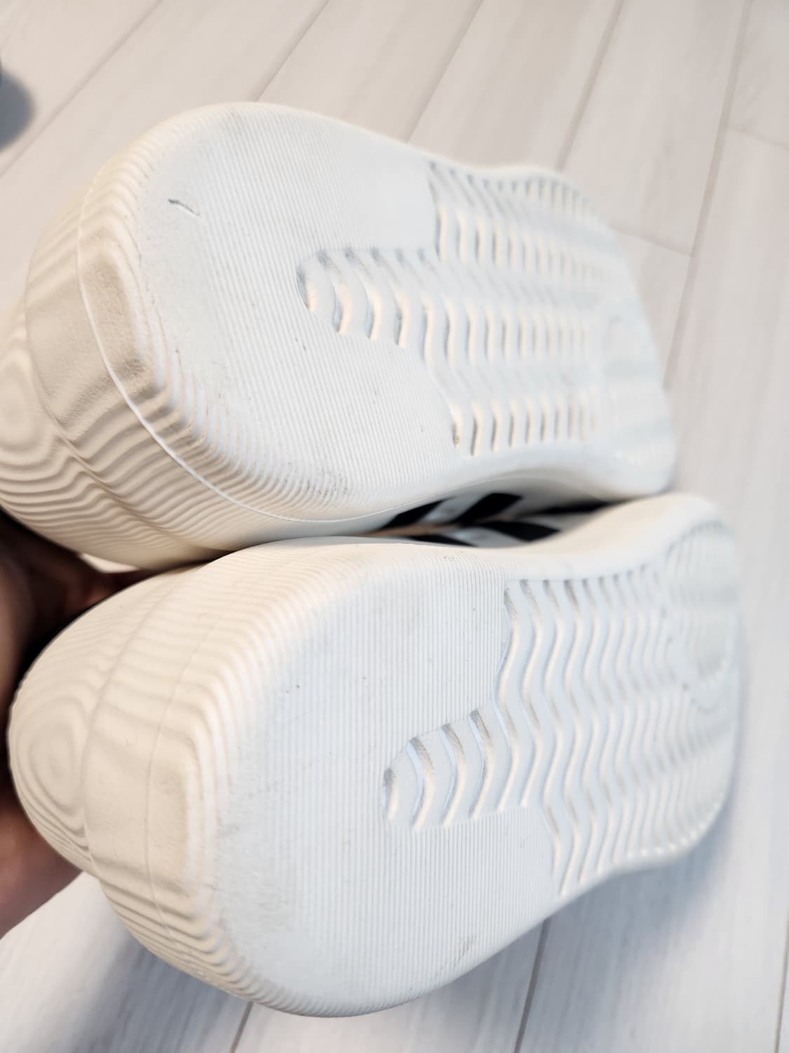 아디다스 아디폼 슈퍼스타 코어 화이트 사이즈250 상품이미지8