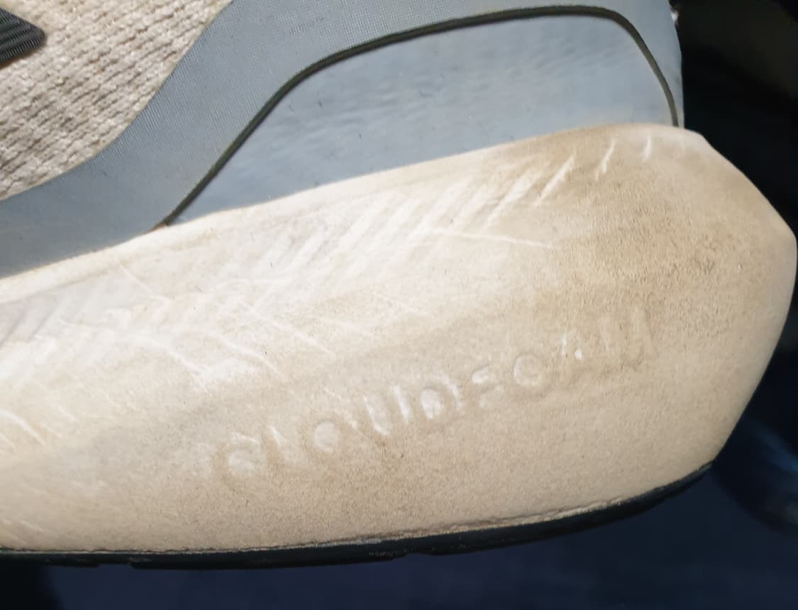 아디다스 런팔콘 와이드 3.0 클라우드 코어 런닝화 (275) 상품이미지5