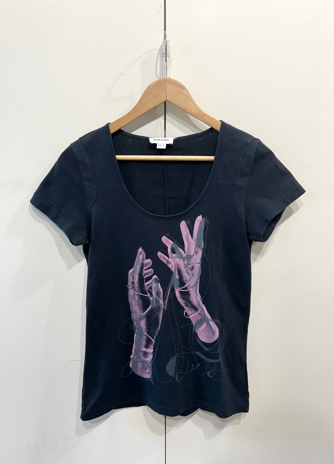 DIESEL 디젤 프린팅 반팔 티셔츠 상품이미지1