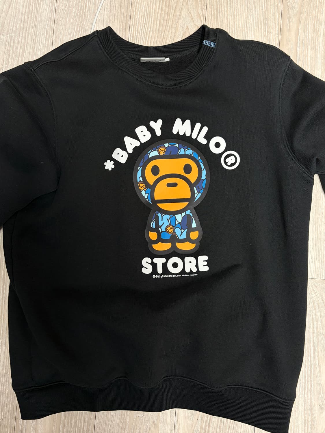 베이프 베이비 마일로 맨투맨 상품이미지1