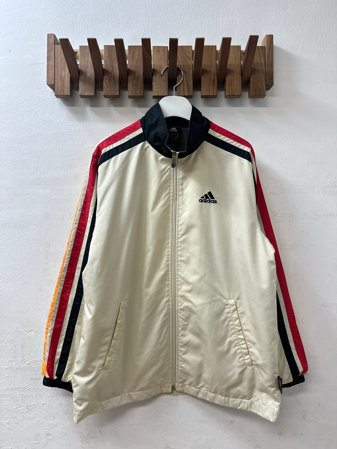 일본빈티지 아디다스 Adidas 배색 디테일 트랙 바람막이 자켓 상품이미지1