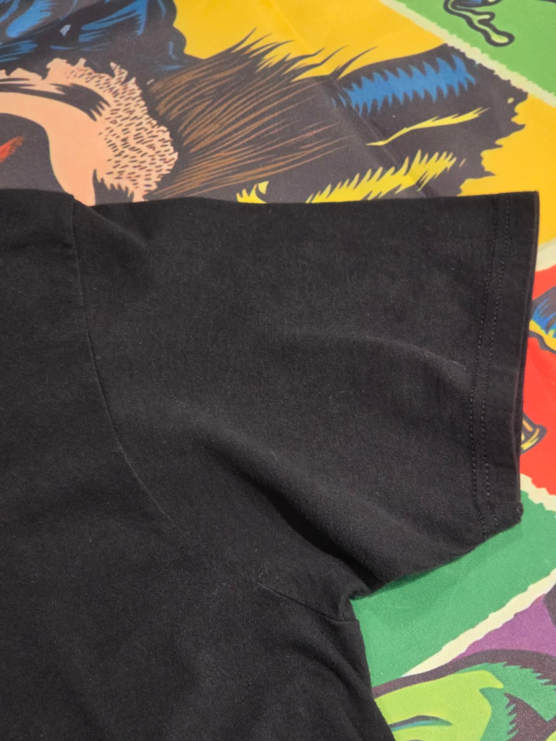 ECW 반팔티 L 상품이미지4