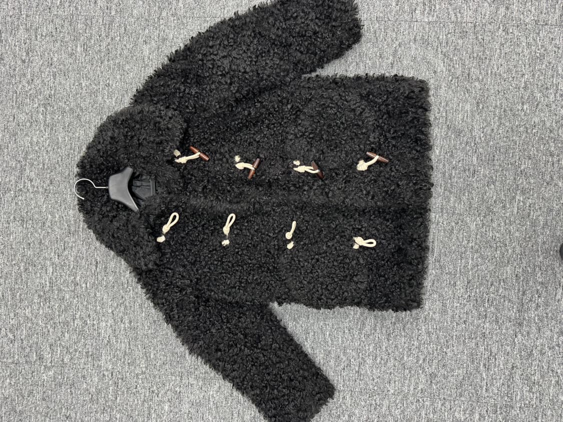 마이스 뽀글 더플 퍼 코트 블랙 상품이미지3