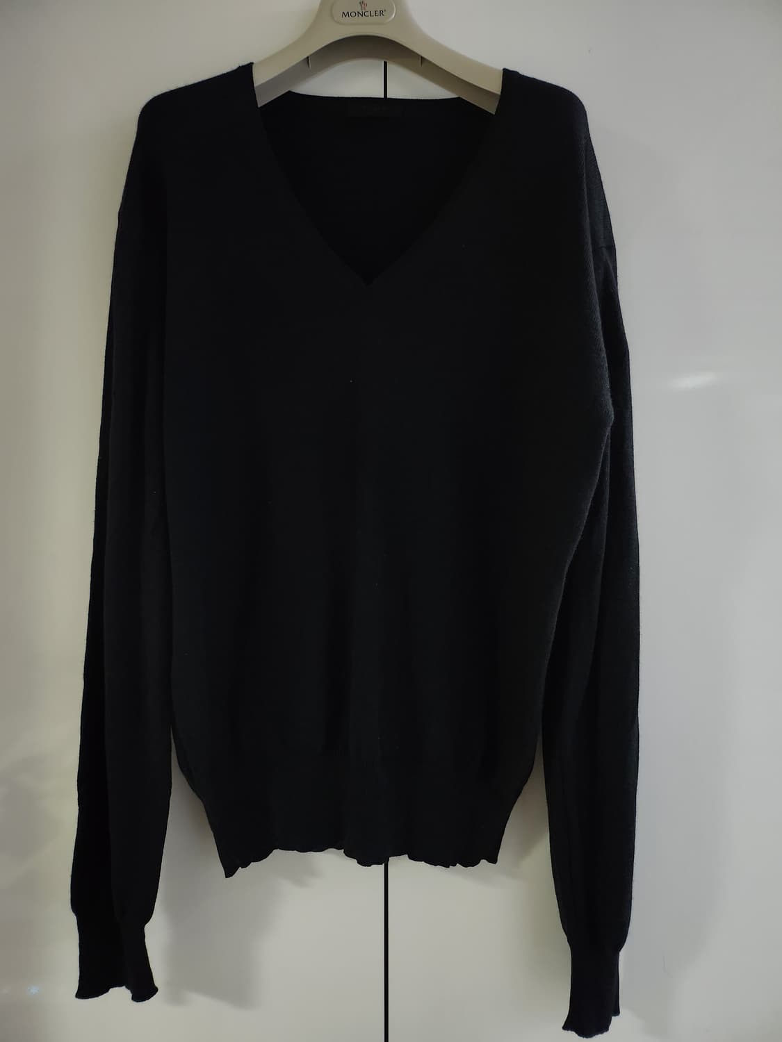 타임옴므 실크 울 브이넥 니트 상품이미지1