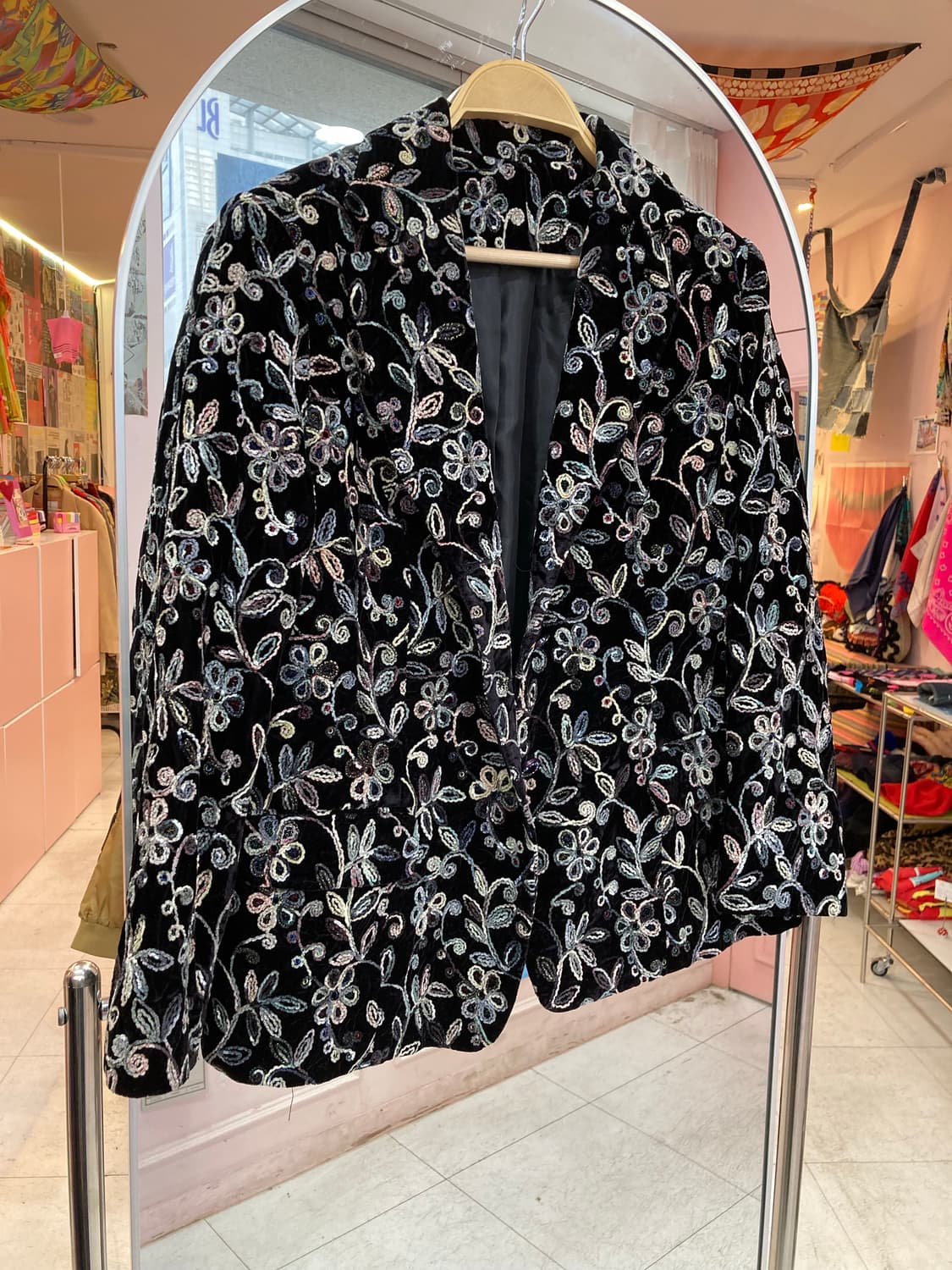빈티지 플라워패턴 벨벳 자켓 상품이미지1