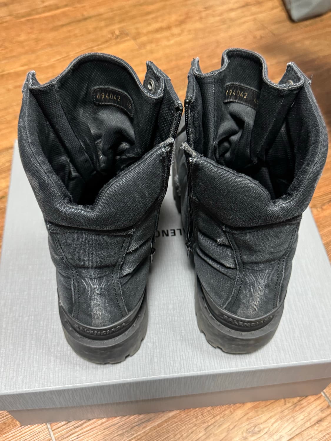 (45) 발렌시아가 컴뱃 스트라이크 부츠 블랙 상품이미지4