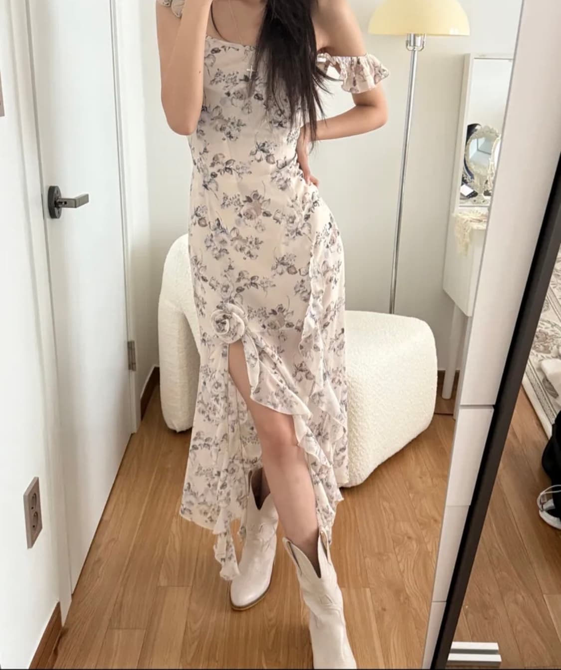 루루서울 머메이드 시티드레스 크림 상품이미지1
