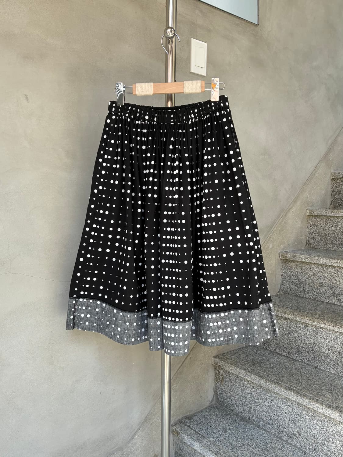 꼼데가르송 블랙 도트 스커트 상품이미지1