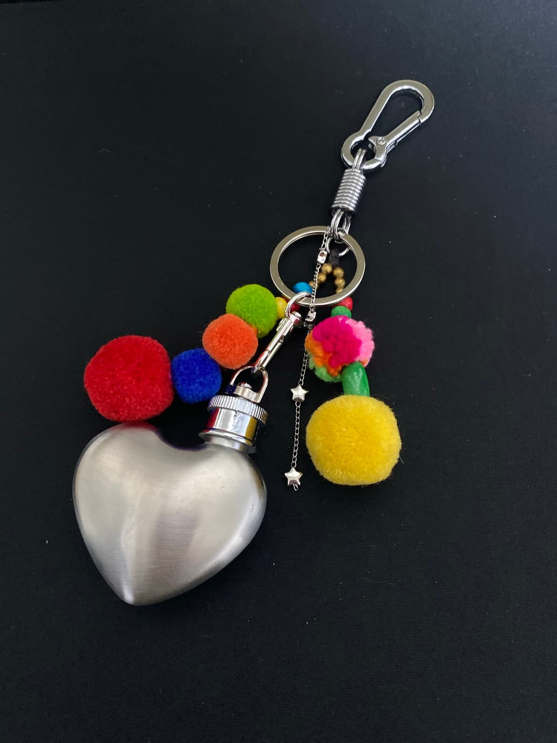 겨울 포인트 폼폼 키링 상품이미지1