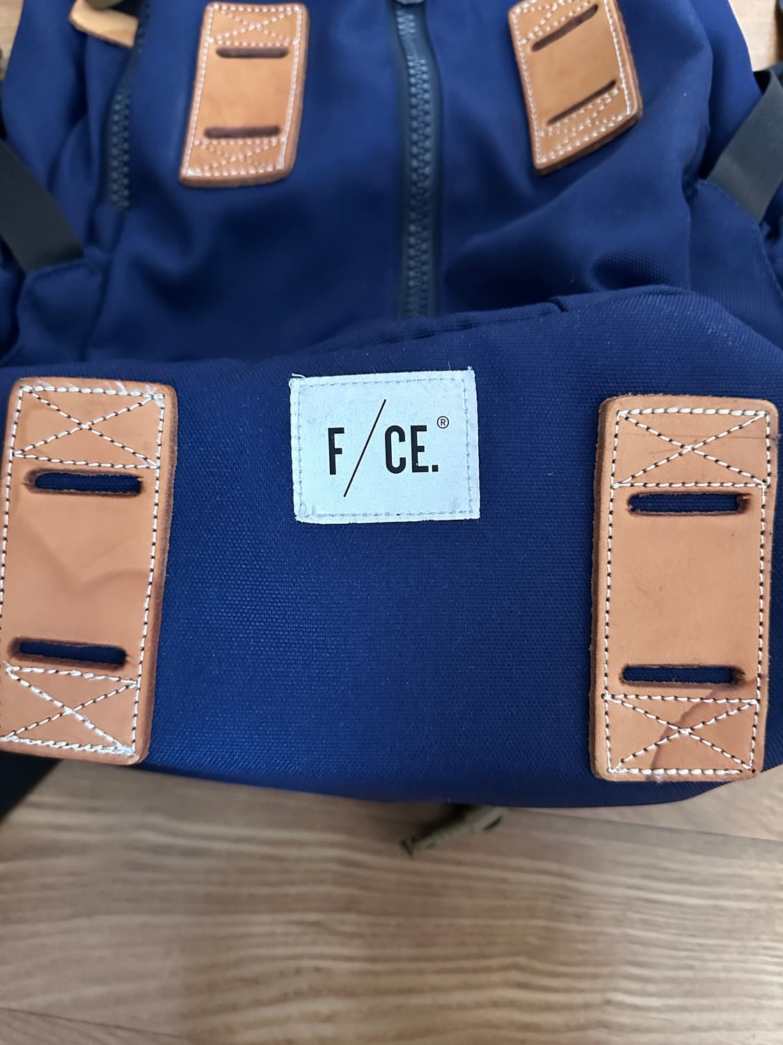 FCE 트레블 백팩 상품이미지2