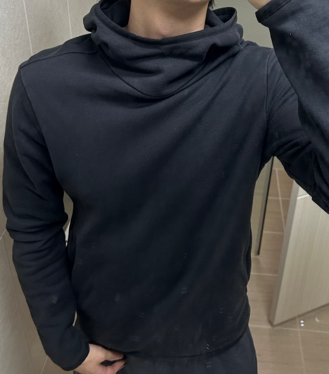 띠어리 목폴라 후드티 상품이미지1