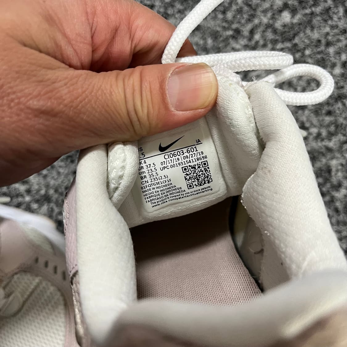 나이키 베이비 핑크 235 상품이미지9