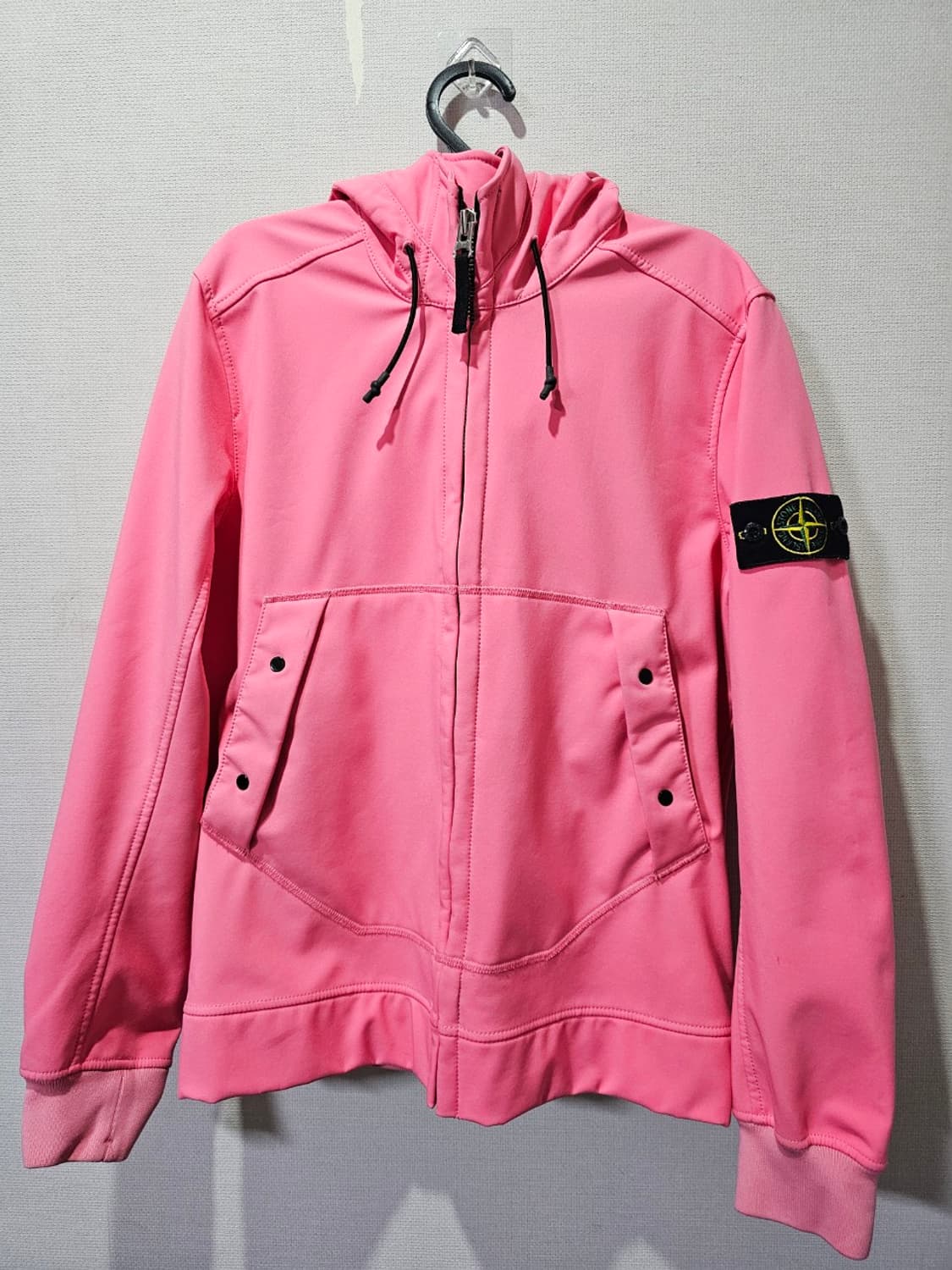 정품 스톤아일랜드 20FW 소프트쉘 후드 자켓 90 / S 상품이미지1