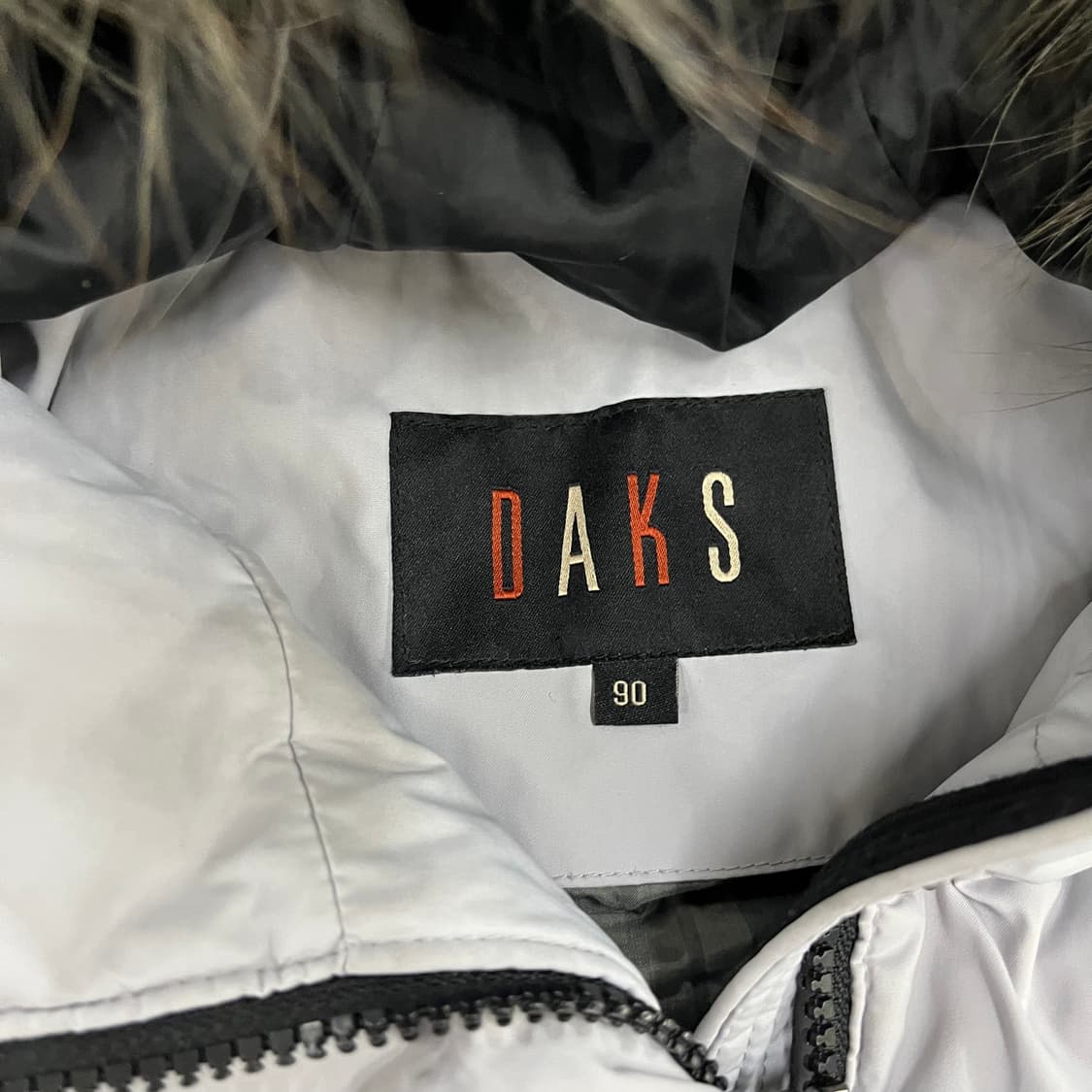 [90] 닥스 여성 다운 너구리털 후드 롱패딩 자켓 0120M1 상품이미지2