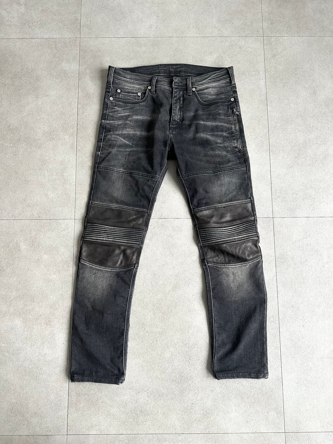 닐바렛 바이커 레더 패널 슬림진 상품이미지5