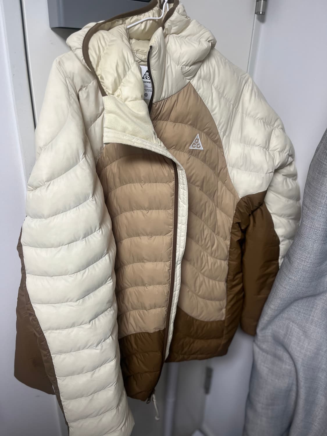 ACG 라바 플로우 써마 핏 ADV 재킷 XXL 라이트카키 상품이미지2