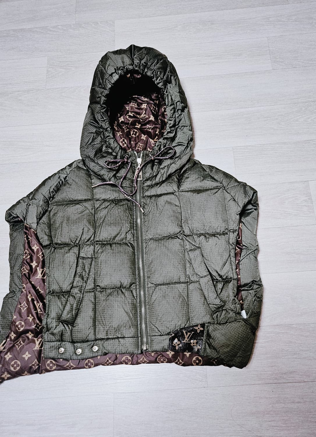 루이비통 다운 패딩 조끼66 상품이미지2
