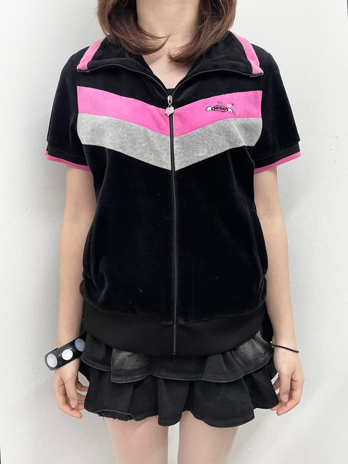 키치 하트 벨벳 하프 집업 상품이미지1