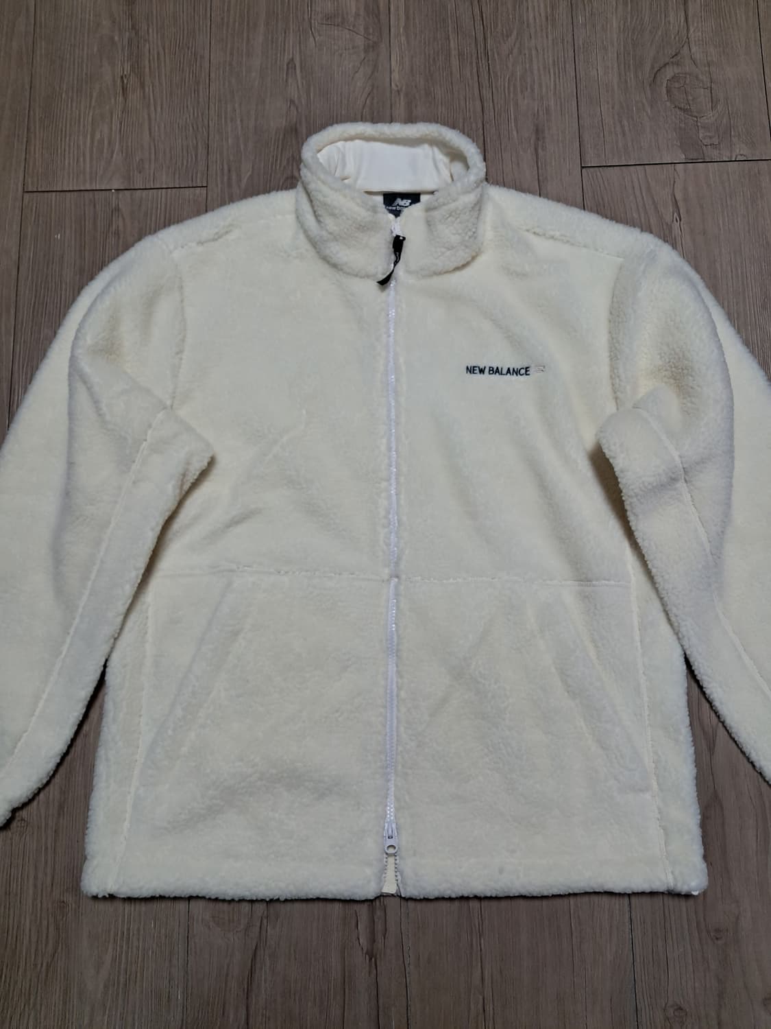 뉴발란스 뽀글이 집업 M 새상품  상품이미지3