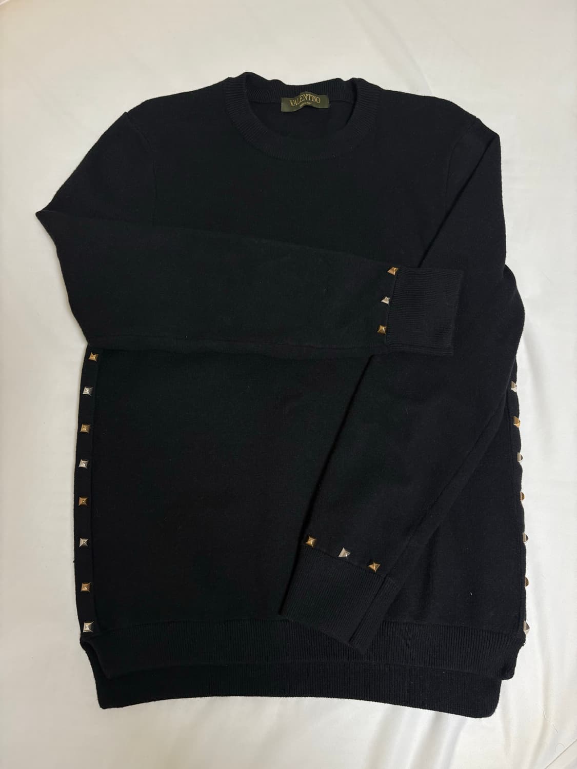 발렌티노 락스터드 니트 블랙 상품이미지1