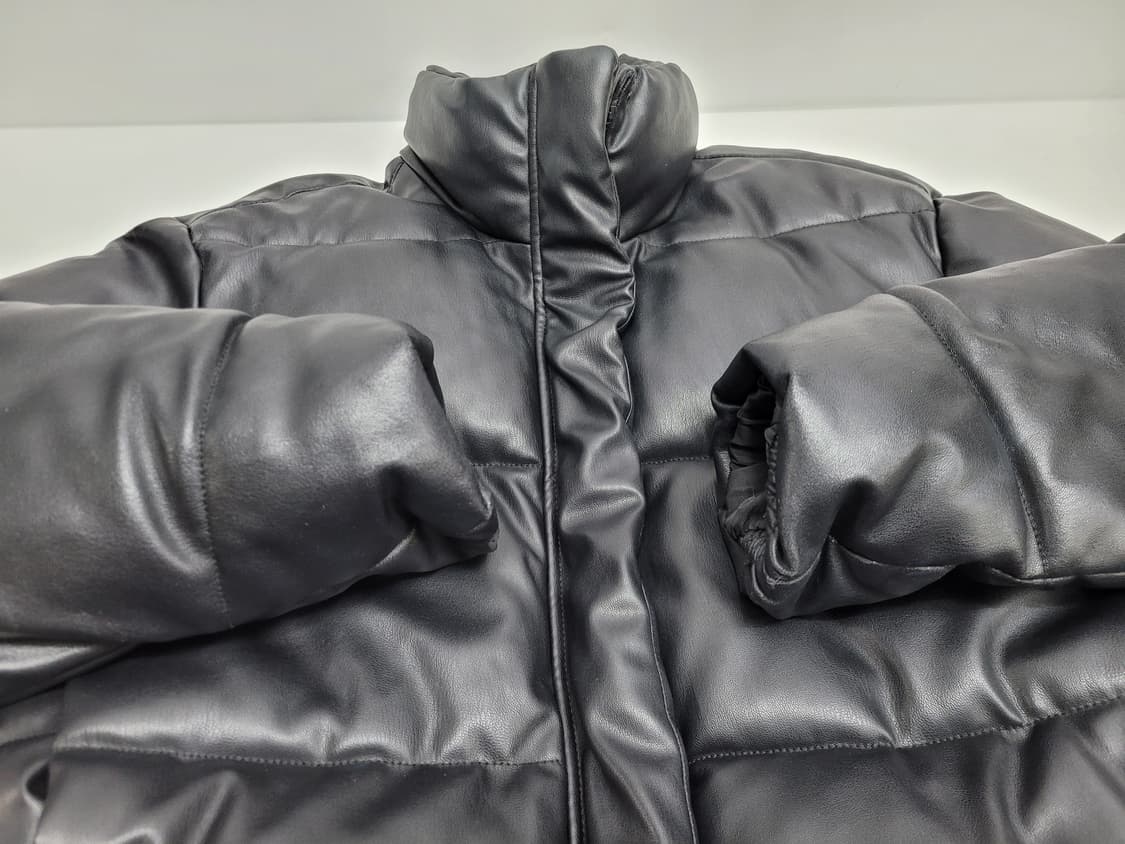 ZARA 자라 페이크 레더 푸퍼 패딩 점퍼 / 여 S 블랙
 상품이미지3